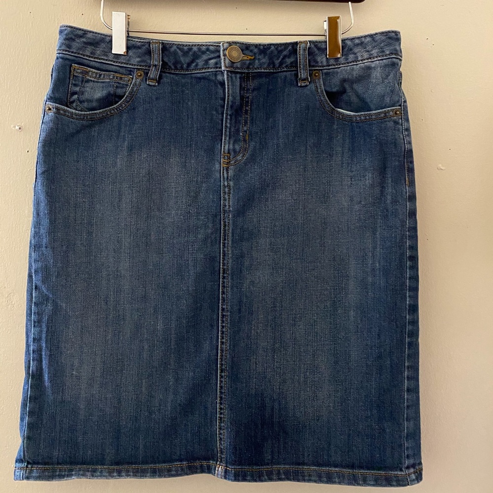 Denim skirt